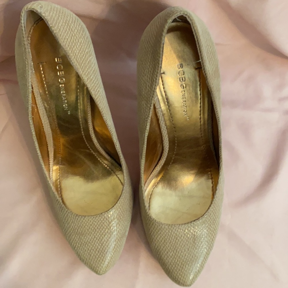Bcbgeneration Parade Platform Nude Pump Size 9m - image 3